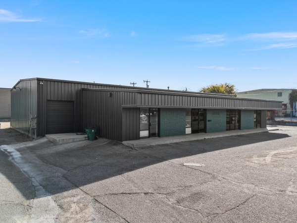 Listing Image #1 - Industrial for lease at 6908 Old McGregor Rd, Woodway TX 76712