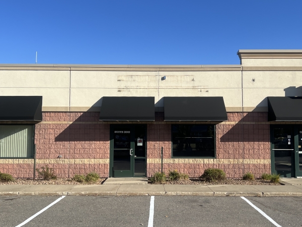 Listing Image #1 - Retail for lease at 320 Stadium Road, Mankato MN 56001