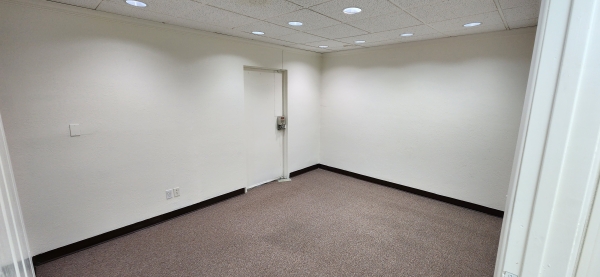 Listing Image #3 - Office for lease at 25583 Avenue Stanford, Valencia CA 91355