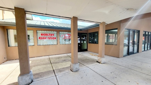 Listing Image #3 - Retail for lease at 4900 River Rd N, Keizer OR 97303