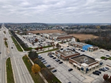 Retail property for lease in Brookfield, WI