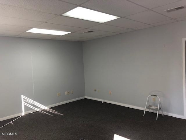Listing Image #3 - Office for lease at 420 Security Square, Gulfport MS 39507
