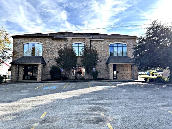 Listing Image #1 - Health Care for lease at 2140 W Grande Blvd unit C, Tyler TX 75703