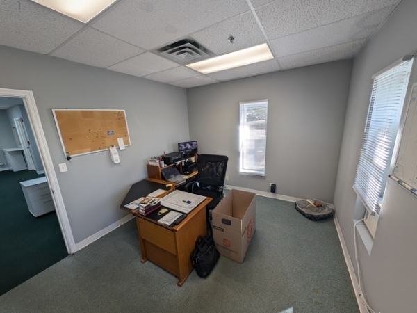 Listing Image #2 - Office for lease at 851 N Raddant Rd, Batavia IL 60510