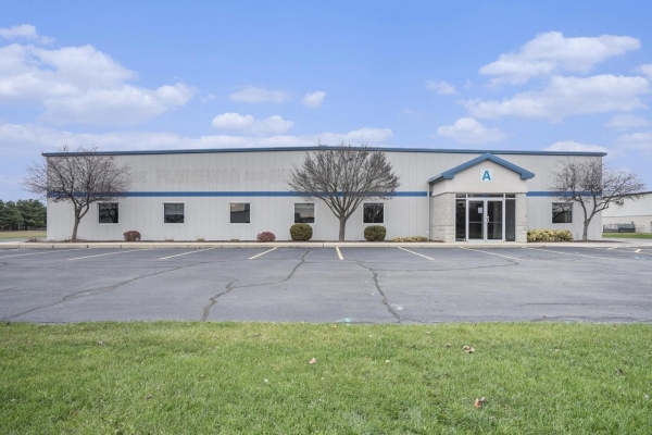 Listing Image #2 - Others for lease at 1753 N Eisenhower Drive, Goshen IN 46526
