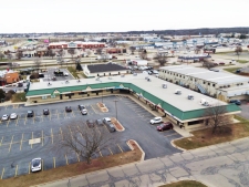 Retail property for lease in Janesville, WI