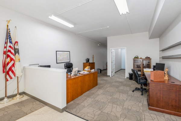 Listing Image #3 - Retail for lease at 5144 W 95th St, Oak Lawn IL 60453
