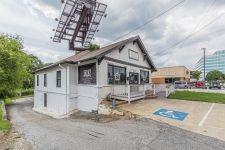 Listing Image #2 - Retail for lease at 1770 Howell Mill Rd NW, Atlanta GA 30318