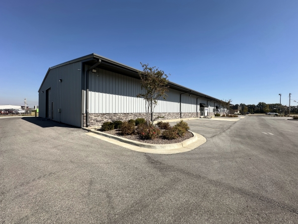 Listing Image #3 - Industrial for lease at 3110 Fox Road Suite A2, Jonesboro AR 72401