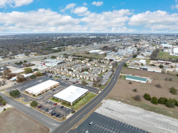Listing Image #2 - Office for lease at 8225 Central Park Dr, Woodway TX 76712