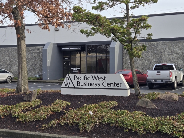Listing Image #2 - Industrial for lease at 18854 72nd Ave S, Kent WA 98032