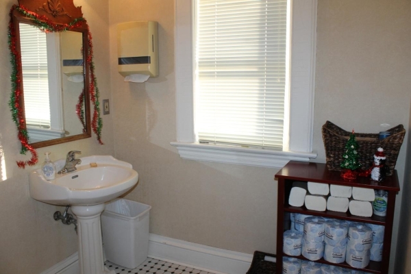 Listing Image #3 - Others for lease at 215 Fulton Street, Geneva IL 60134