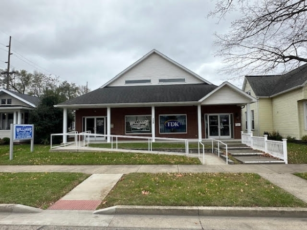 Listing Image #1 - Office for lease at 324 N Elm Street, Henderson KY 42420