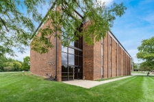 Office property for lease in Whitehall, OH