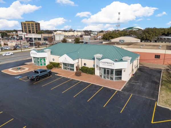 Listing Image #3 - Retail for lease at 1025 N Valley Mills Dr, Waco TX 76710