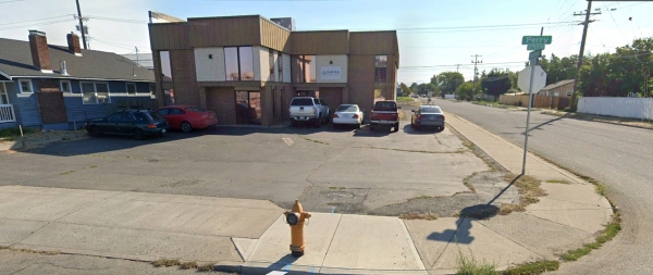 Listing Image #1 - Office for lease at 2702 N Perry, Spokane WA 99207