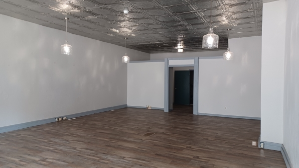 Listing Image #3 - Retail for lease at 1113 4th Street, Fulton IL 61252