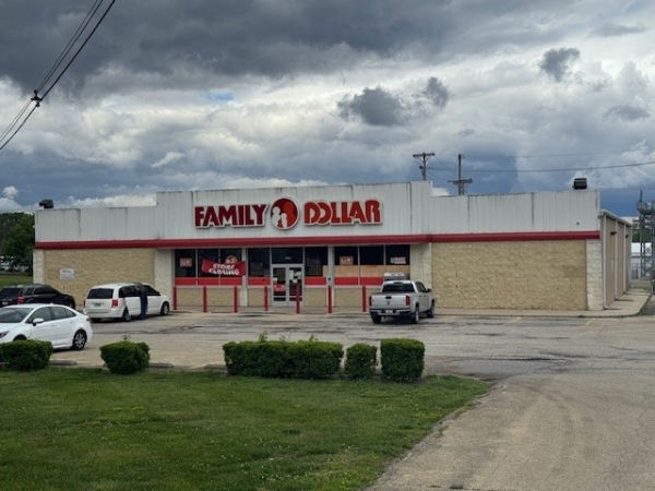 Listing Image #1 - Retail for lease at 1110 S Philo Rd, Urbana IL 61801