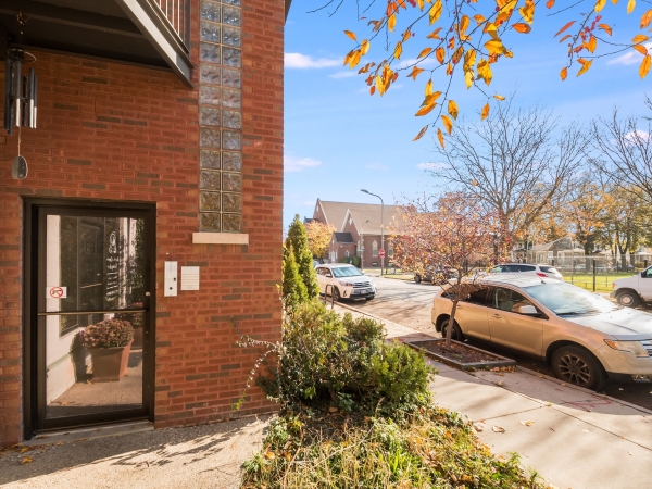 Listing Image #3 - Office for lease at 1607 Simpson St #3, Evanston IL 60201