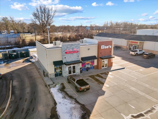 Listing Image #2 - Retail for lease at 1322 Wabash Ave, Springfield IL 62704