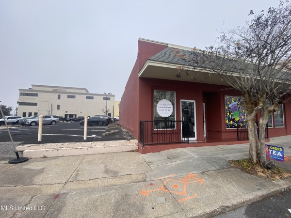Listing Image #1 - Retail for lease at 1317 24th Avenue, Gulfport MS 39501