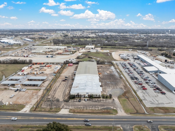 Listing Image #2 - Industrial for lease at 2825 Gholson Rd, Waco TX 76705