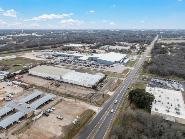 Listing Image #3 - Industrial for lease at 2825 Gholson Rd, Waco TX 76705
