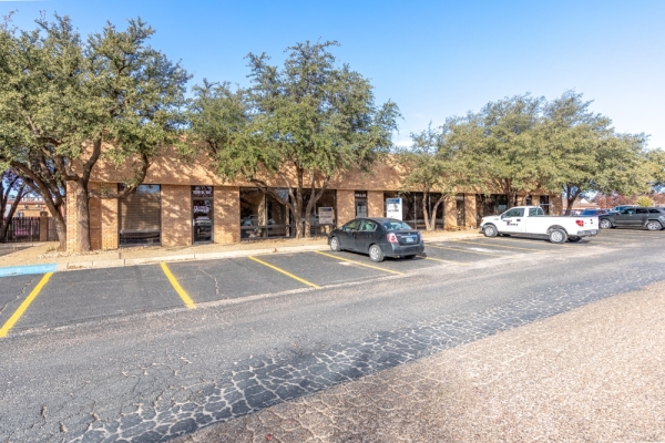Listing Image #2 - Office for lease at 3330 70th Street, Lubbock TX 79413