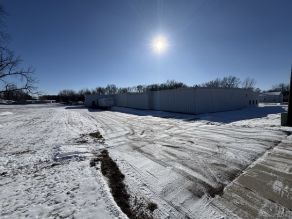 Listing Image #2 - Industrial for lease at 235 Sharon St W, Le Center MN 56057