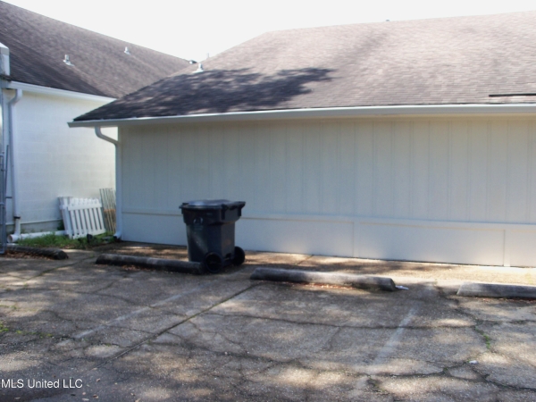 Listing Image #3 - Office for lease at 445 Security Square, Gulfport MS 39507