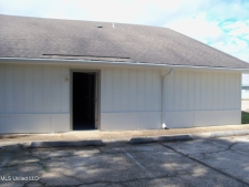 Listing Image #2 - Office for lease at 445 Security Square, Gulfport MS 39507