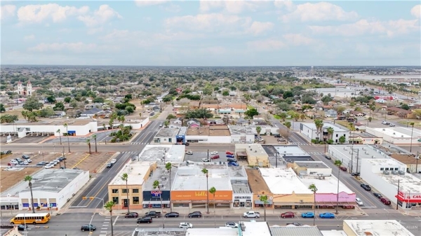 Listing Image #2 - Retail for lease at 412 S. Texas Blvd, Weslaco TX 78596