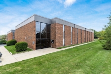Office property for lease in Whitehall, OH