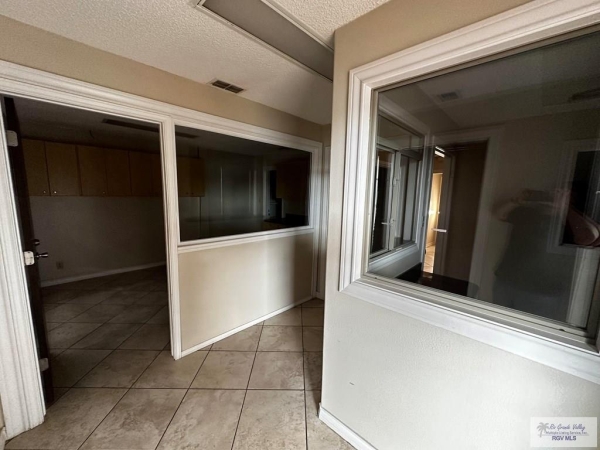 Listing Image #3 - Retail for lease at 2340 Central Blvd, Brownsville TX 78520