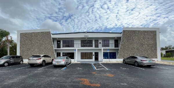 Listing Image #1 - Office for lease at 12065 Metro Pkwy., Fort Myers FL 33966