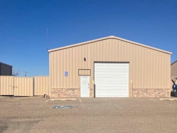 Listing Image #1 - Industrial for lease at 6500 Canyon Dr, Suite 400, Amarillo TX 79109