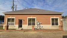 Listing Image #3 - Office for lease at 1746 Pass Road, Biloxi MS 39531
