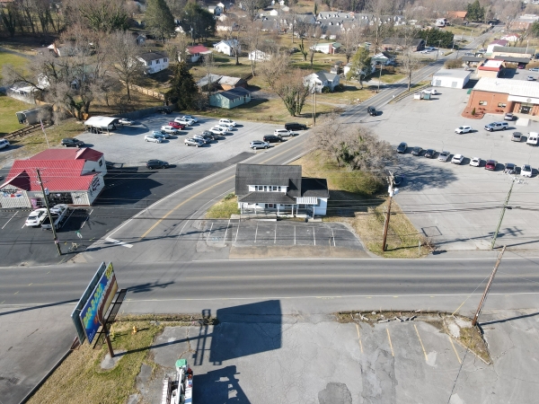 Listing Image #2 - Office for lease at 1616 Blountville Blvd, Blountville TN 37617