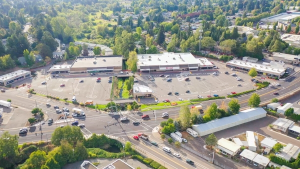 Listing Image #1 - Retail for lease at 5402-5466 River Road N, Keizer OR 97303