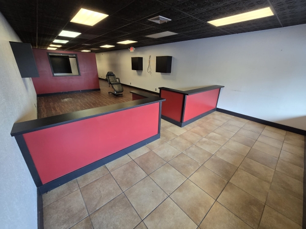 Listing Image #4 - Retail for lease at 5100 W Commercial Blvd, #10, Tamarac FL 33319