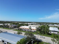 Industrial property for lease in Fort Myers, FL