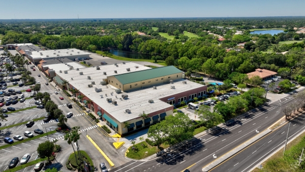 Listing Image #2 - Shopping Center for lease at 3202 SE Federal Highway, Stuart FL 34997