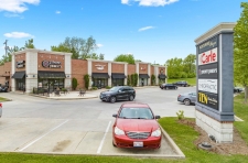 Retail property for lease in Effingham, IL