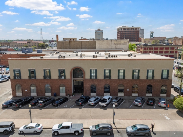 Listing Image #1 - Office for lease at 600 Austin Ave, Waco TX 76701