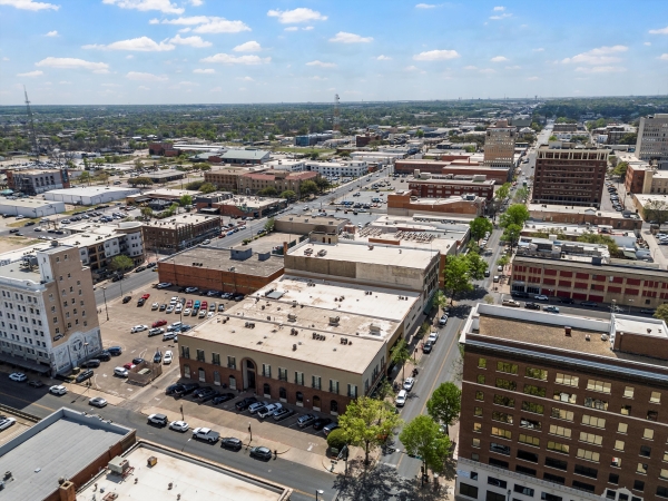 Listing Image #2 - Office for lease at 600 Austin Ave, Waco TX 76701