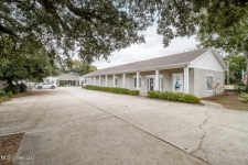 Listing Image #3 - Retail for lease at 2170 E Pass Road, Gulfport MS 39507