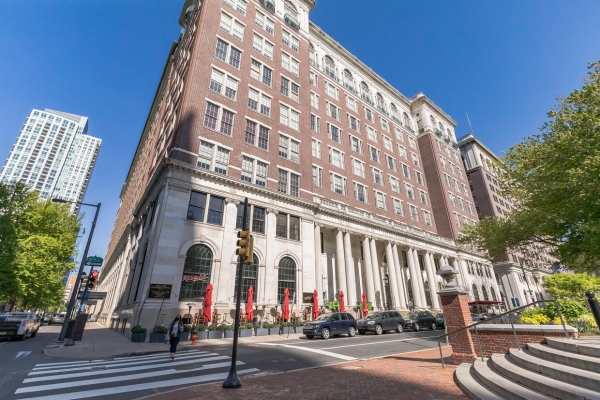 Listing Image #1 - Office for lease at 601 Walnut St, Philadelphia PA 19106