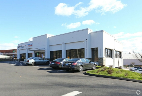 Listing Image #2 - Office for lease at 2288 Berlin Turnpike, Newington CT 06111