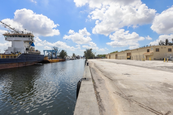 Listing Image #2 - Industrial for lease at 3611 NW S River Drive, Miami FL 33142