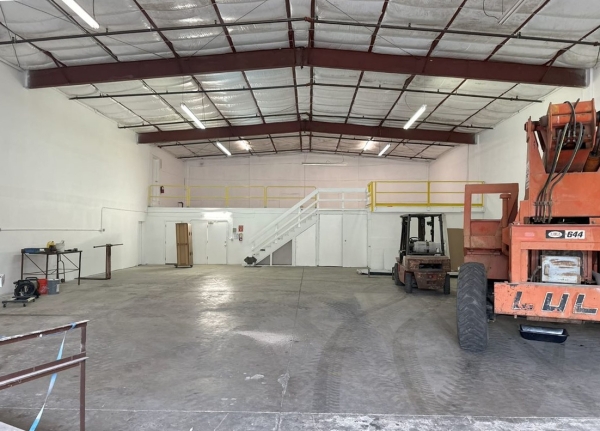 Listing Image #3 - Industrial for lease at 19011 Mermack Road Unit B, Lake Elsinore CA 92532
